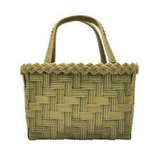 Load image into Gallery viewer, Antique Green 15mm