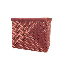 Load image into Gallery viewer, Oriental Red 13mm